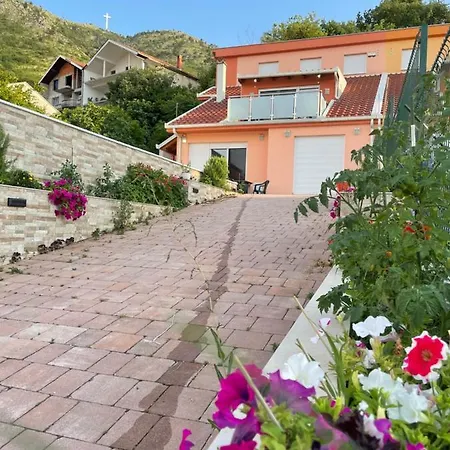 Apartments Enigma - With Private Parking Mostar Exterior foto