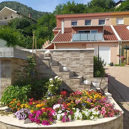 Apartments Enigma - With Private Parking Mostar Exterior foto